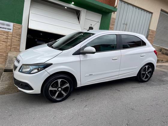 CHEVROLET ONIX 1.4 MPFI LTZ 8V FLEX 4P MANUAL